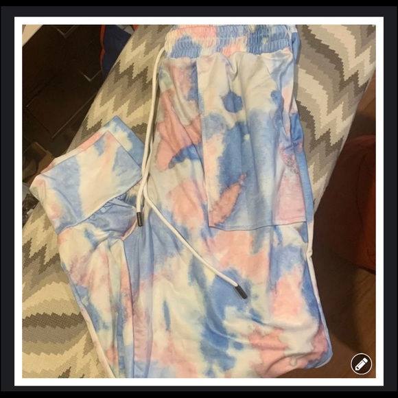 SOLD ❤️Tie Dye matching 2 piece - Picture 6 of 6